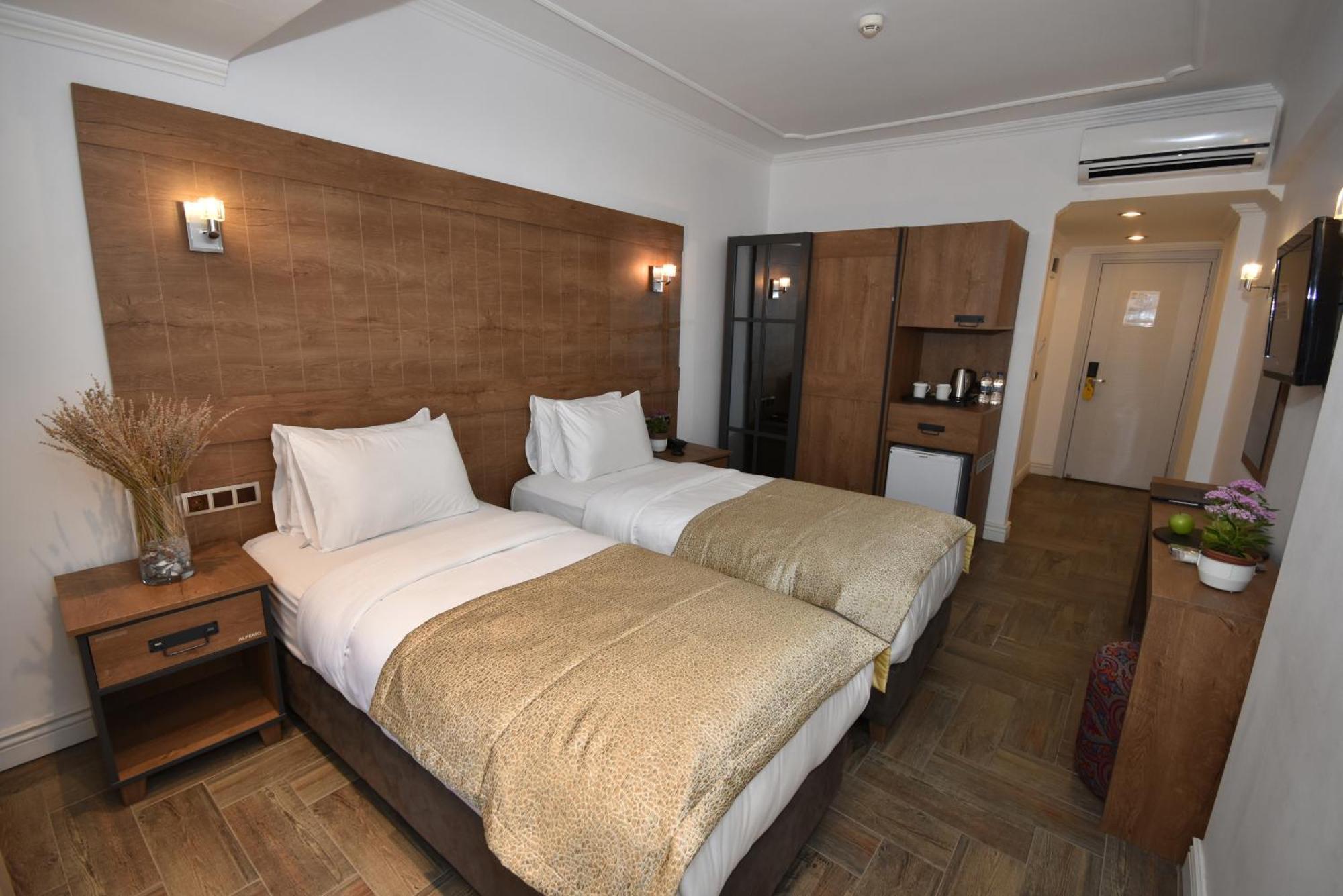 Aurasia Beach Hotel Мармарис Екстериор снимка
