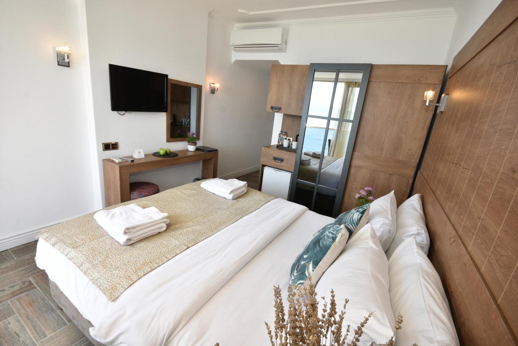 Aurasia Beach Hotel Мармарис Екстериор снимка