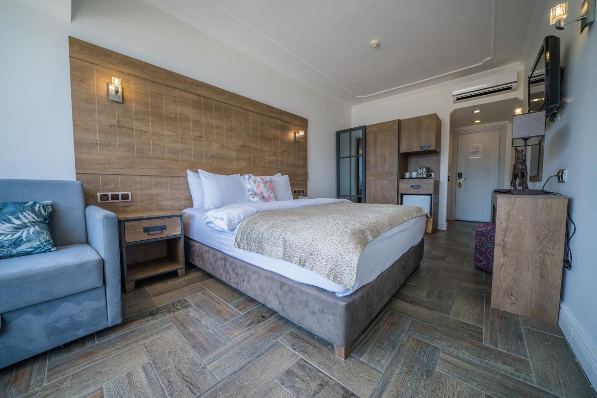 Aurasia Beach Hotel Мармарис Екстериор снимка